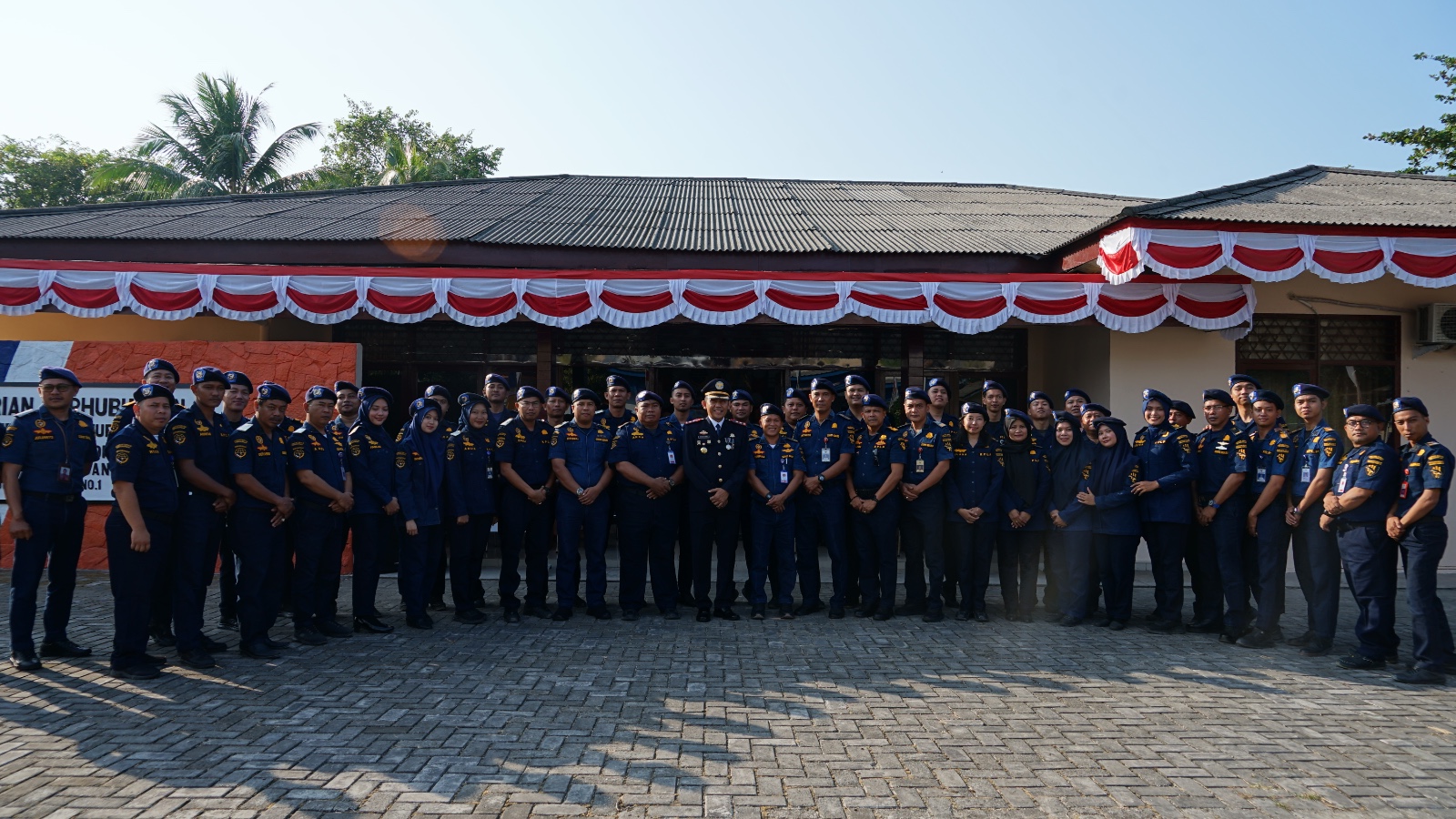 Semangat Kemerdekaan ke-81, KSOP Kelas IV Tanjung Pandan Laksanakan Upacara Peringatan HUT ke-81 Republik Indonesia